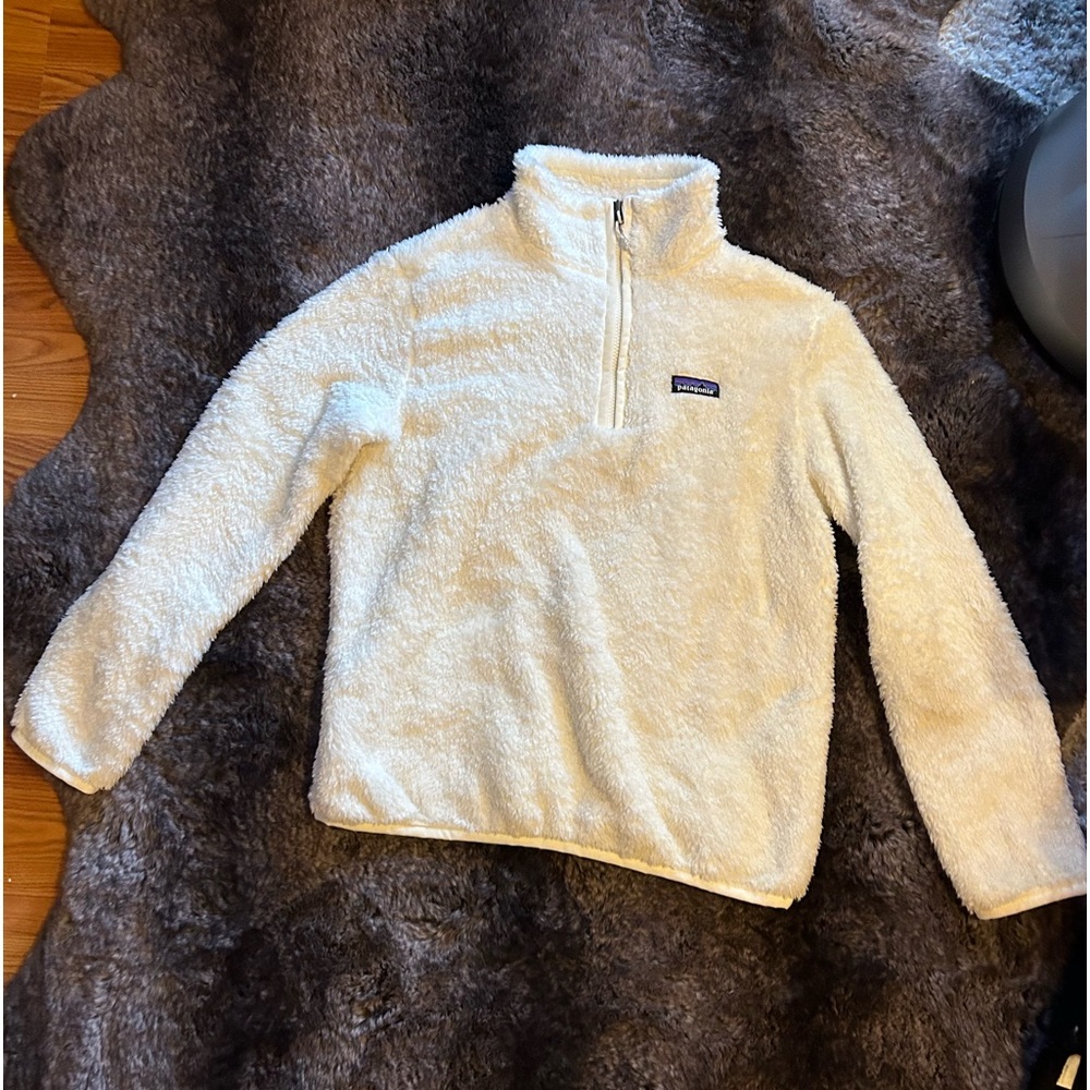 Patagonia white fleece 1/4 zip collared fuzzy sweatshirt